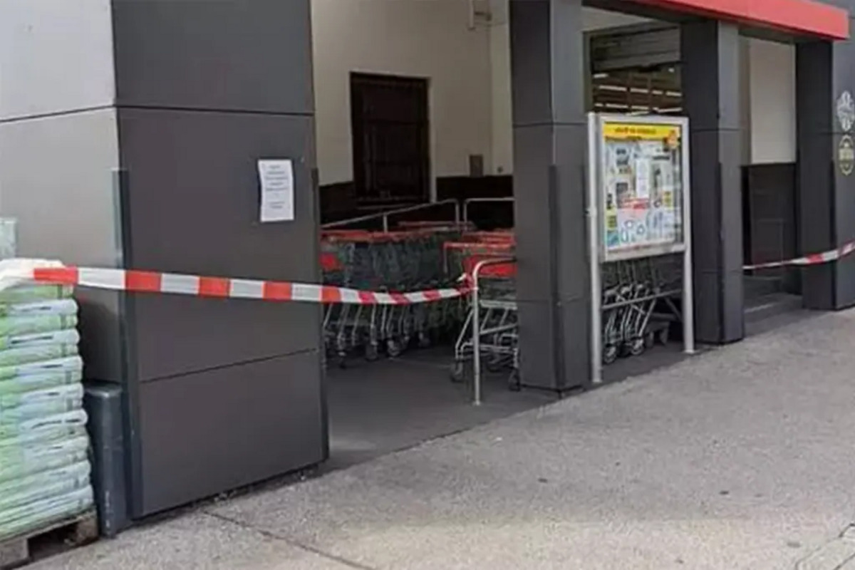 Austrian Supermarket Shuts Down