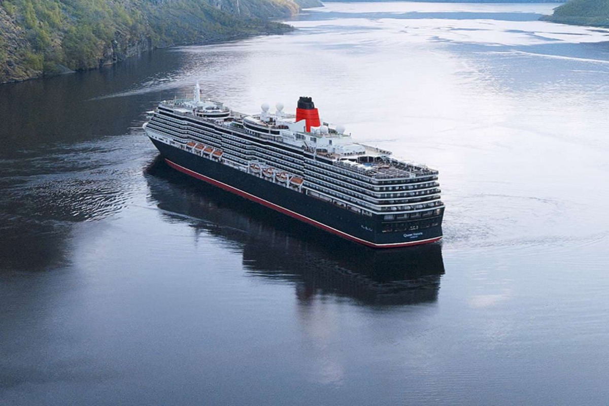 Cunard Line Queen Mary 2