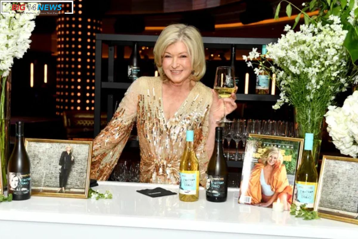 Martha Stewart Criticized for Iceberg Cocktail