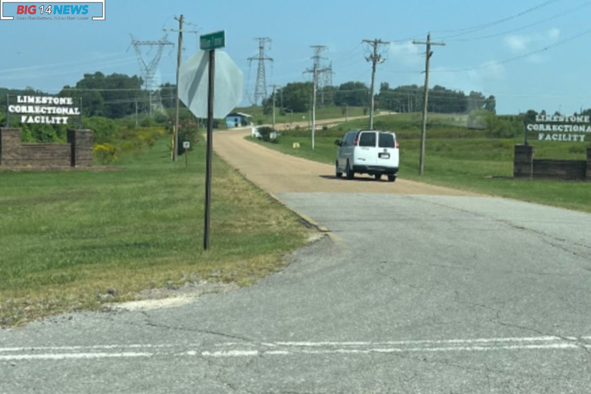 Alabama Inmates Contend with Open-Air Windows