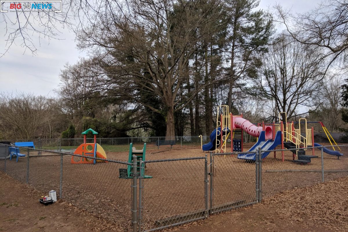 Fairhope Scout Leads Playground Project