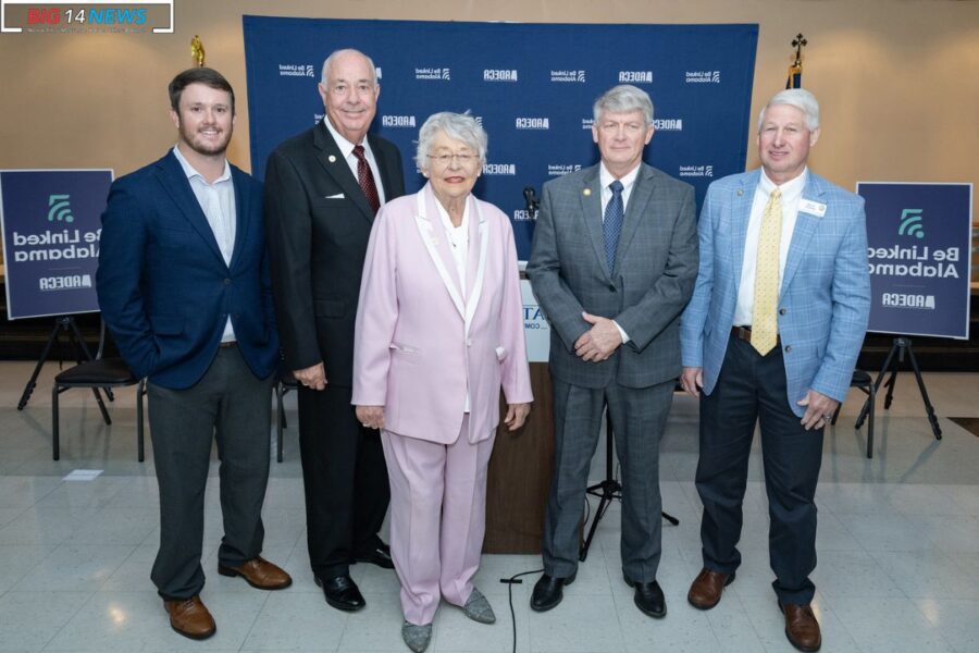 Governor Kay Ivey Champions Broadband