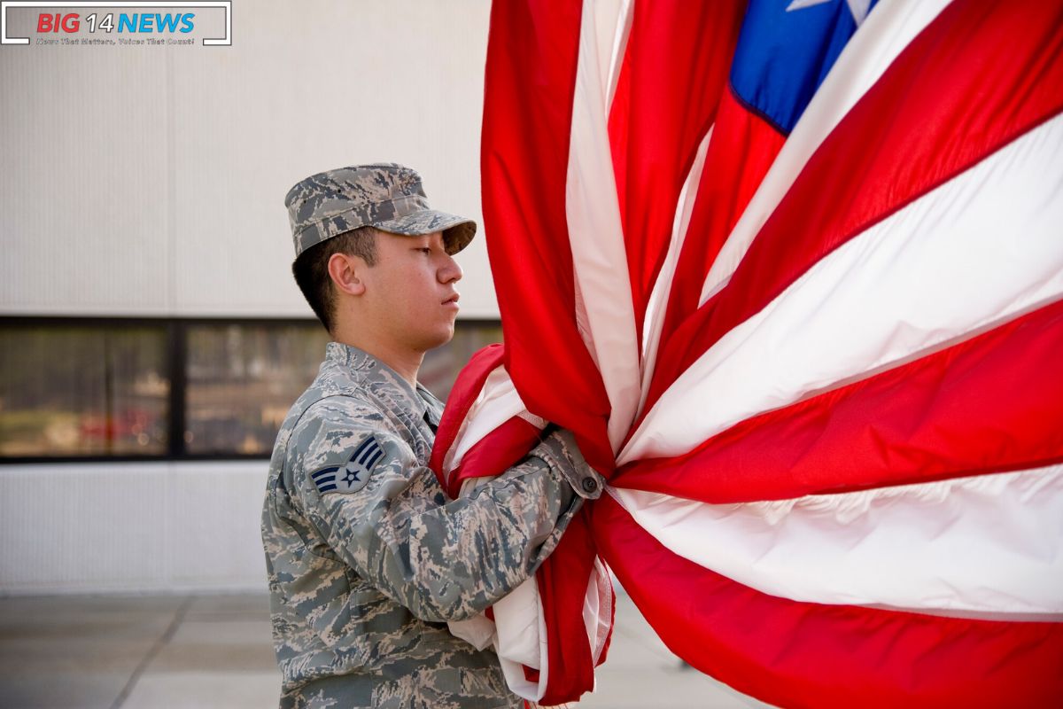 USO Honors Hurlburt Field Airman