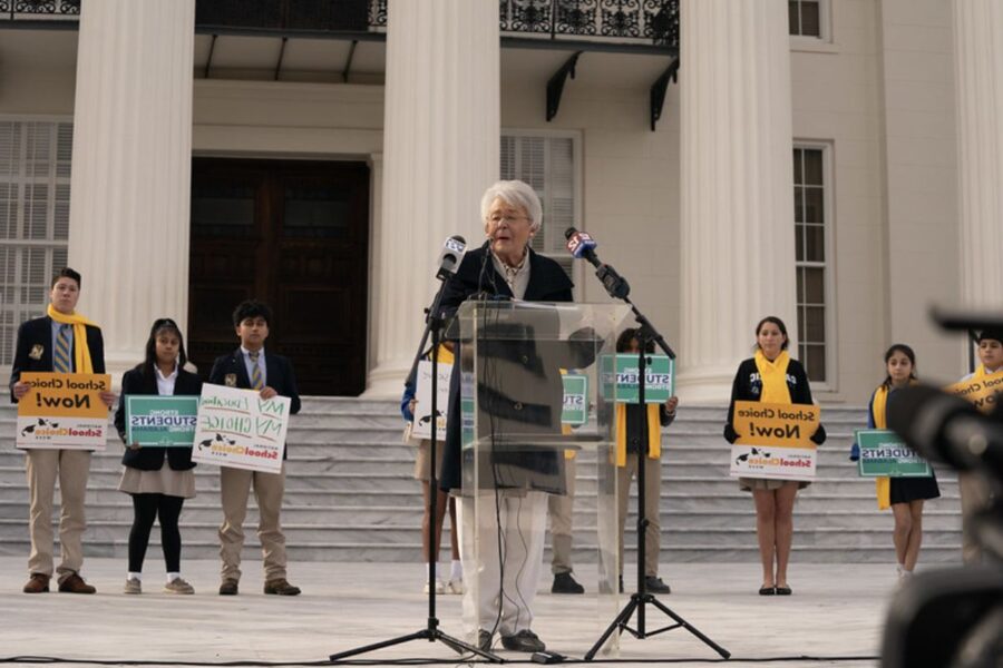 Governor Ivey Make Alabama School