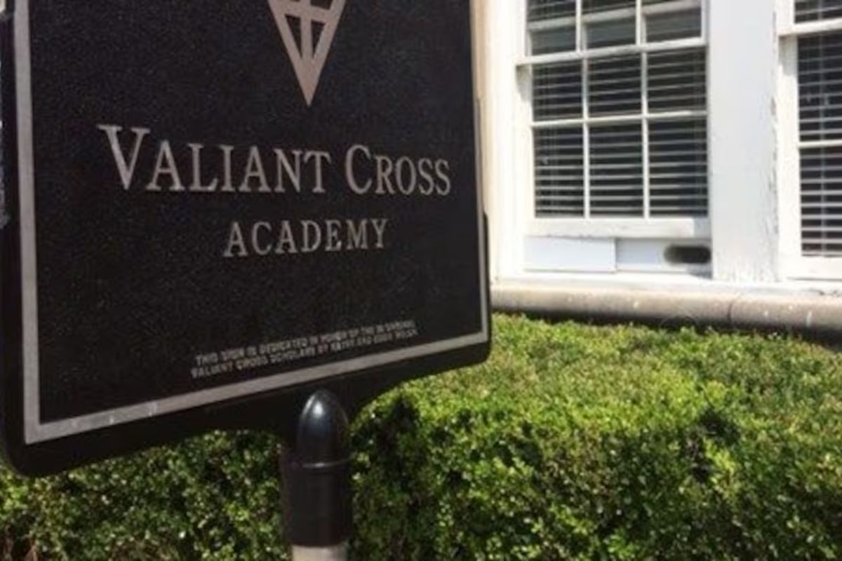 Valiant Cross Academy Wins National Award