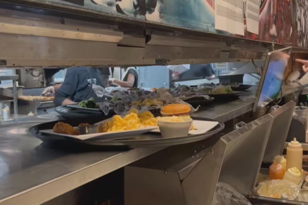 Alabama Restaurant Gears up for Superbowl