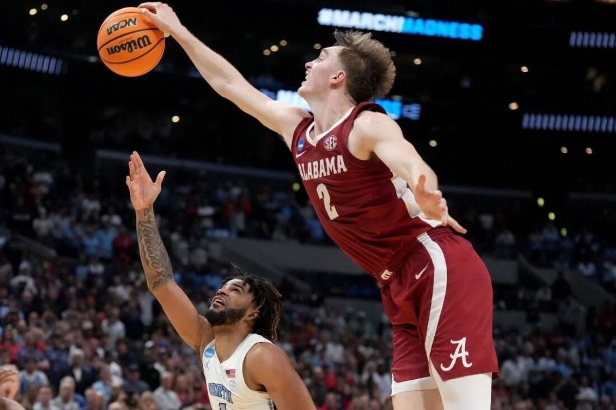 Alabama Upsets Top-Seeded North Carolina