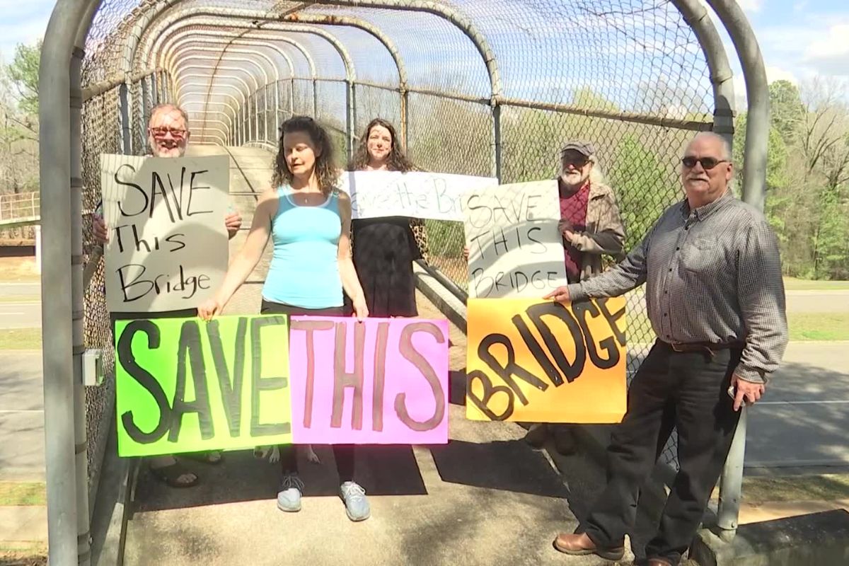 Fight to Save Tuscaloosa's Pedestrian Bridge
