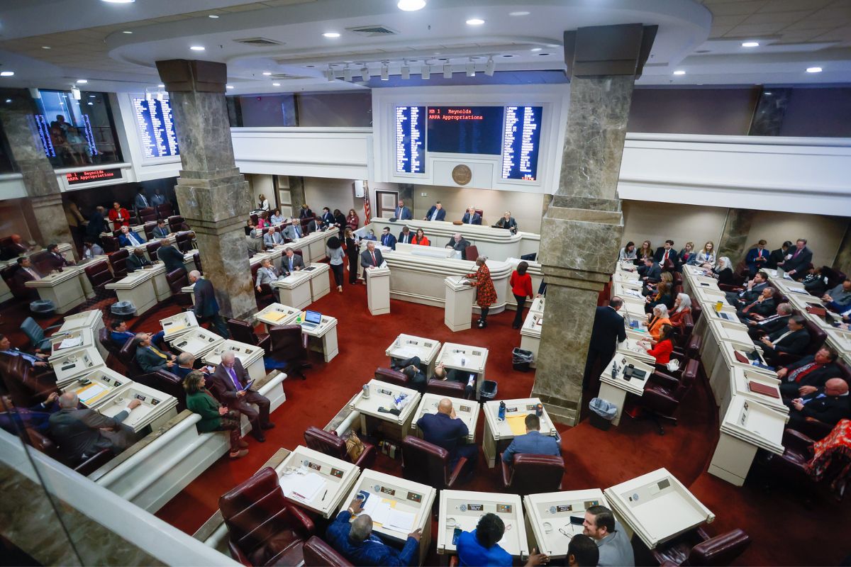 New Alabama Bill Targets Aid for Minors