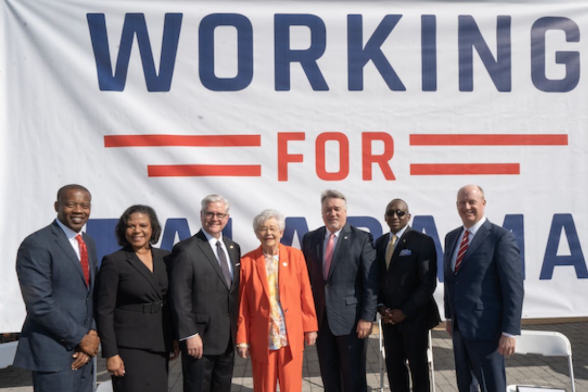 Ivey Leaders Unveil Working for Alabama