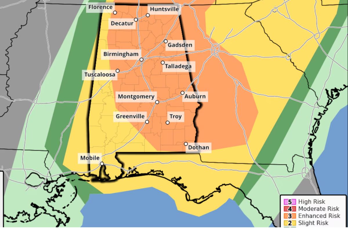 Possible Strong Storms Loom Over Alabama